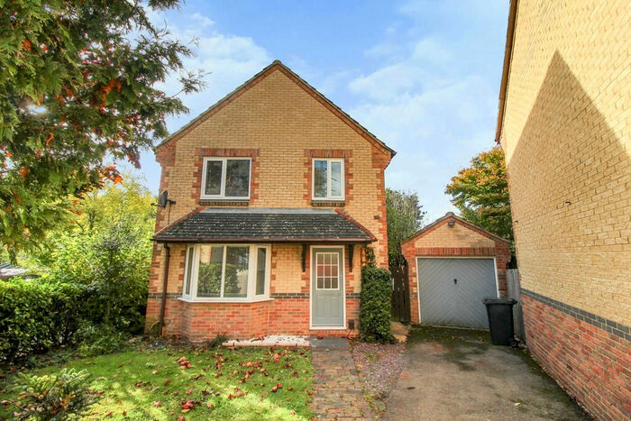 4 Bedroom Detached House To Rent In Yarrow Close, Pembroke Park, Swindon, SN2