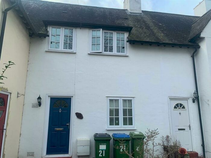 3 Bedroom Terraced House To Rent In Phineas Pett Road Eltham, SE9