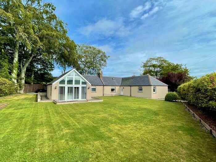 4 Bedroom Bungalow For Sale In Muir Of Fowlis, Alford, Aberdeenshire., AB33