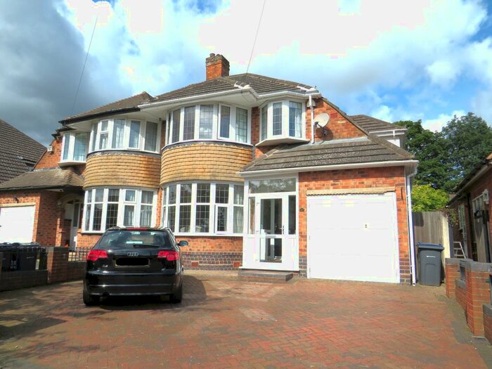 3 Bedroom Semi-Detached House To Rent In Willmott Road, Sutton Coldfield, West Midlands, B75