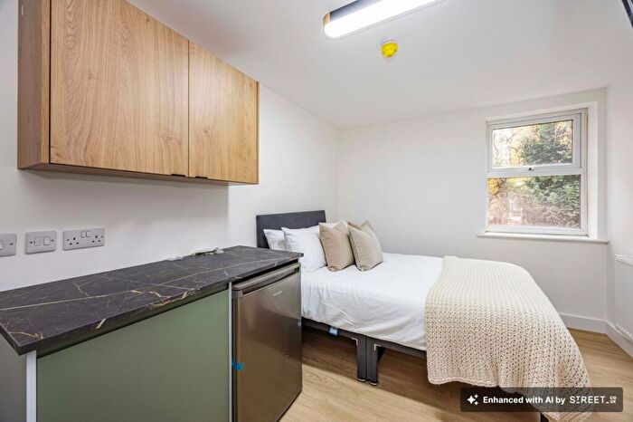 1 Bedroom House Of Multiple Occupation To Rent In Pelham Avenue, Nottingham, NG5