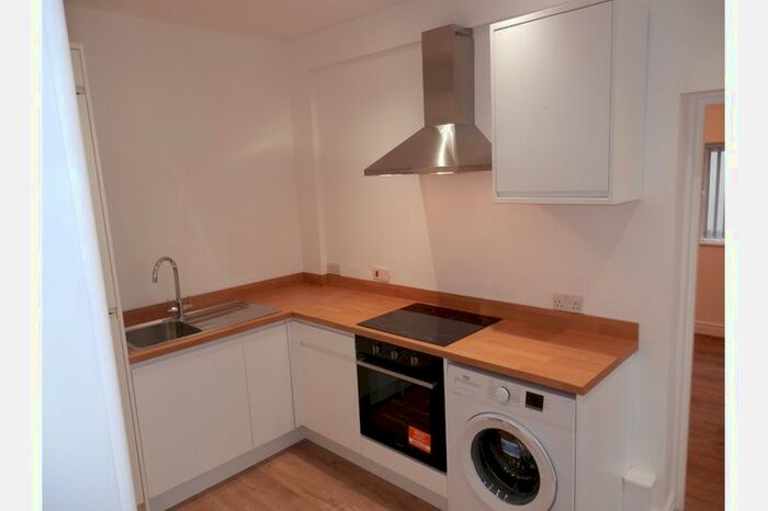 1 Bedroom Flat To Rent In Greenhill Road, Moseley, Birmingham, B13