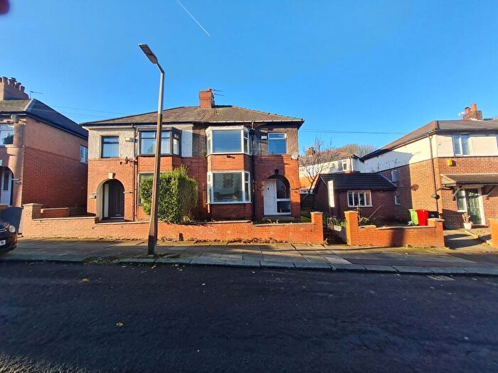 3 Bedroom Semi Detached House To Rent In Mooreside Avenue, Heaton, BL1