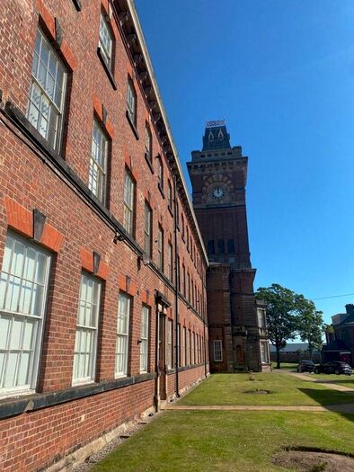 2 Bedroom Flat To Rent In Oakhouse Park, Walton, Liverpool, L9