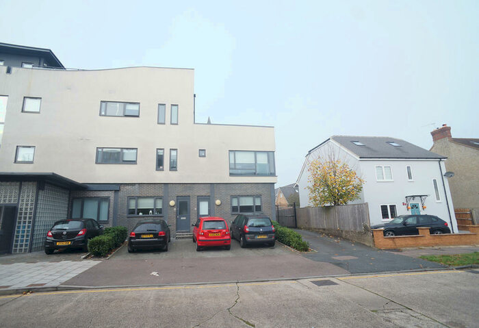 1 Bedroom Apartment To Rent In Craybrooke Road, Sidcup, Kent, DA14