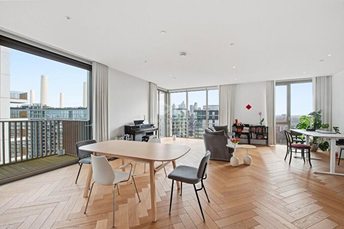 3 Bedroom Flat For Sale In Salisbury House, Prince Of Wales Drive, Palmer Road, London, SW11