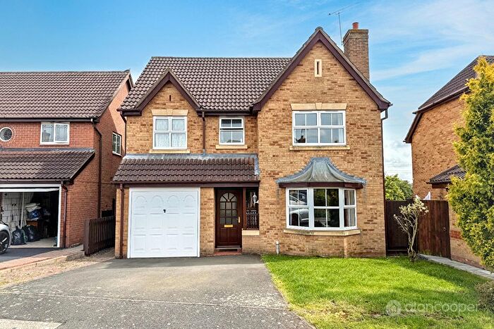 4 Bedroom Detached House For Sale In Abbotsbury Way, Maple Park, Nuneaton, CV11