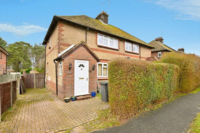 3 Bedroom Semi Detached House For Sale In Eight Acres, Hindhead, GU26