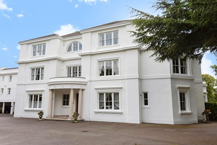 1 Bedroom Flat To Rent In Kingston Hill Place, Kingston Upon Thames, Surrey, KT2