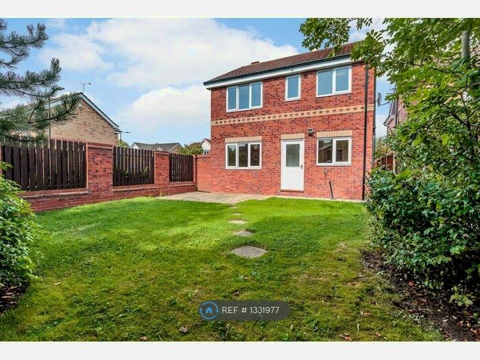 3 Bedroom Detached House To Rent In Shuttle Close, Doncaster, DN11