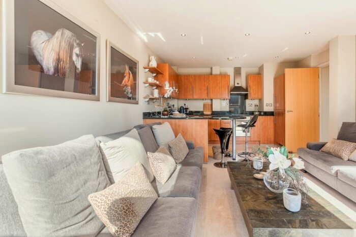 3 Bedroom Flat For Sale In Exchange House, Chapter Street, Westminster, London, SW1P