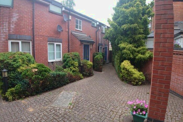 Studio To Rent In Tachbrook Street, Leamington Spa, CV31