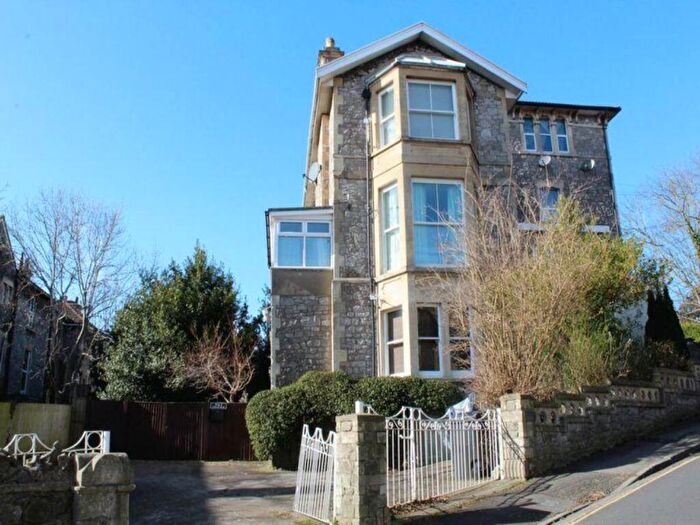 1 Bedroom Flat To Rent In Glen Tower, Queens Road, Weston Super Mare, BS23