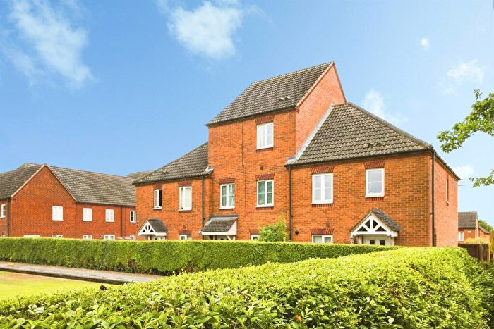 4 Bedroom Town House For Sale In South Meadow Road, Northampton, NN5