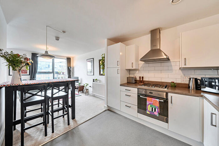 2 Bedroom Apartment For Sale In Camberwell Station Road, London, SE5