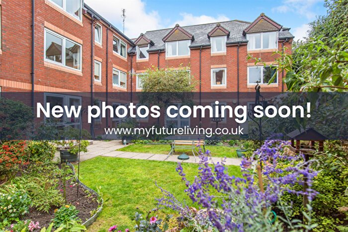 1 Bedroom Retirement Property To Rent In Poplar Court, Kings Road, Lytham St Annes, FY8