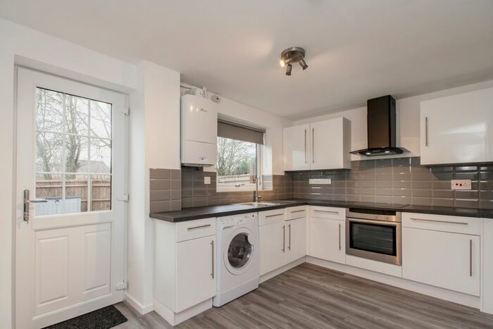 2 Bedroom Semi Detached House To Rent In Fogwell Road, Botley, OX2