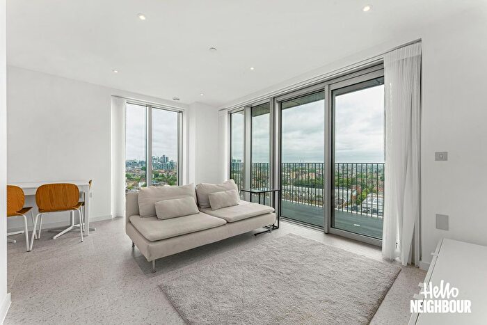 2 Bedroom Flat To Rent In Tapestry Way, London, E1