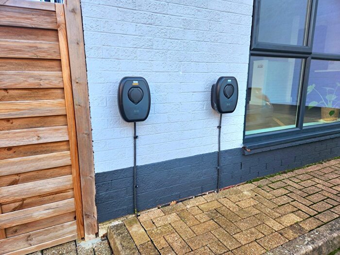 1 Bedroom Flat To Rent In Challenge Court, Leatherhead, KT22