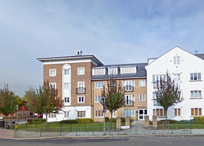 2 Bedroom Flat To Rent In Forty Avenue, Wembley, HA9