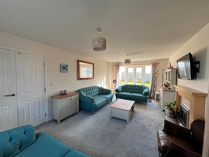 5 Bedroom Detached House To Rent In Lee Drive, Houlton, Rugby, Warwickshire, CV23