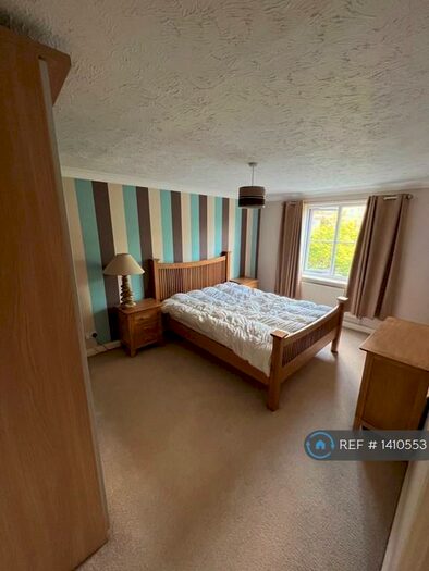 2 Bedroom Flat To Rent In Lawrence Moorings, Sawbridgeworth, CM21