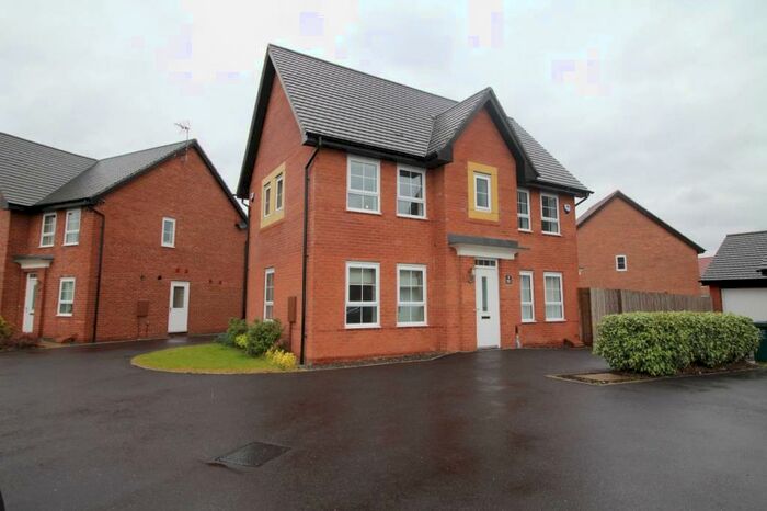 3 Bedroom Detached House To Rent In Mallow Close, Stenson Fields, DE24