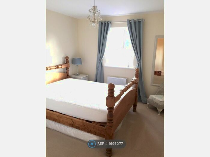 1 Bedroom Flat To Rent In Garstons Way, Alton, GU34