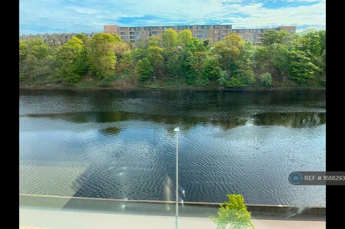 2 Bedroom Flat To Rent In Riverside Drive, Aberdeen, AB11