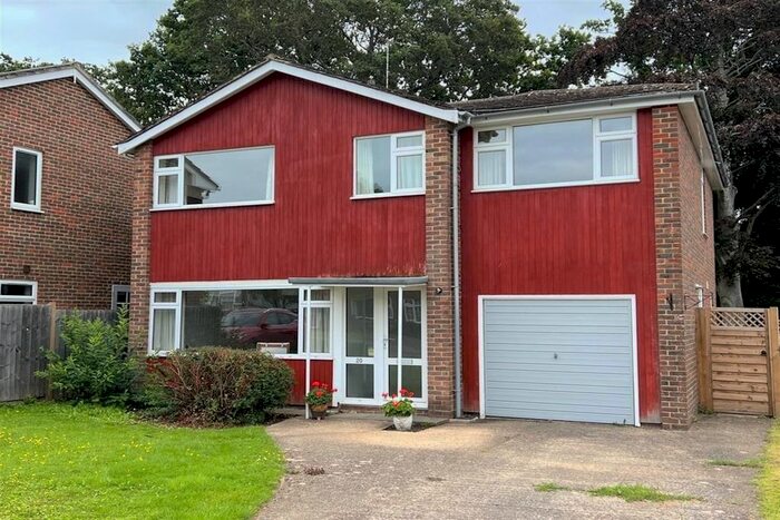 4 Bedroom Detached House To Rent In West Close, Fernhurst, Haslemere, Surrey, GU27