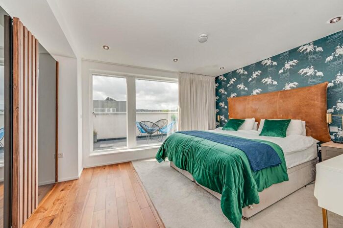 4 Bedroom Terraced House For Sale In Cemetery Road, Sheffield, S11