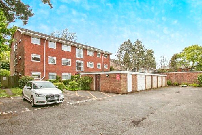 2 Bedroom Flat To Rent In Princess Road, Westbourne, Bournemouth, BH12