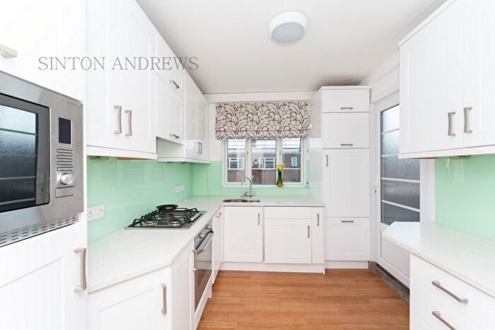 2 Bedroom Flat To Rent In Welsby Court, Eaton Rise, London, W5