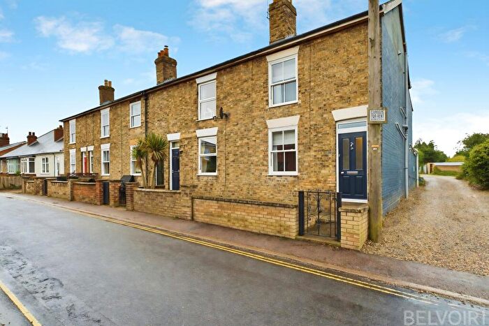 2 Bedroom End Of Terrace House For Sale In Mill Road, Bury St Edmunds, IP33