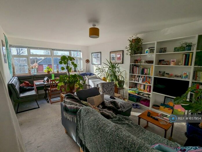 2 Bedroom Flat To Rent In Forest Gate, London, E7