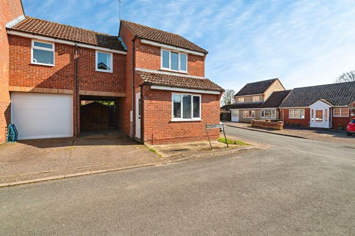 3 Bedroom Semi Detached House For Sale In Pretty Drive, Scole, Diss, IP21