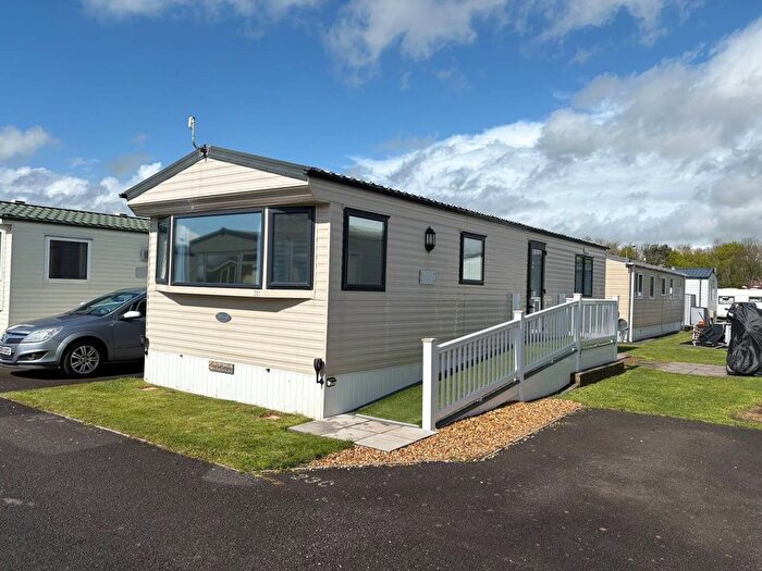 2 Bedroom Park Home For Sale In Edithmead, Highbridge, TA9