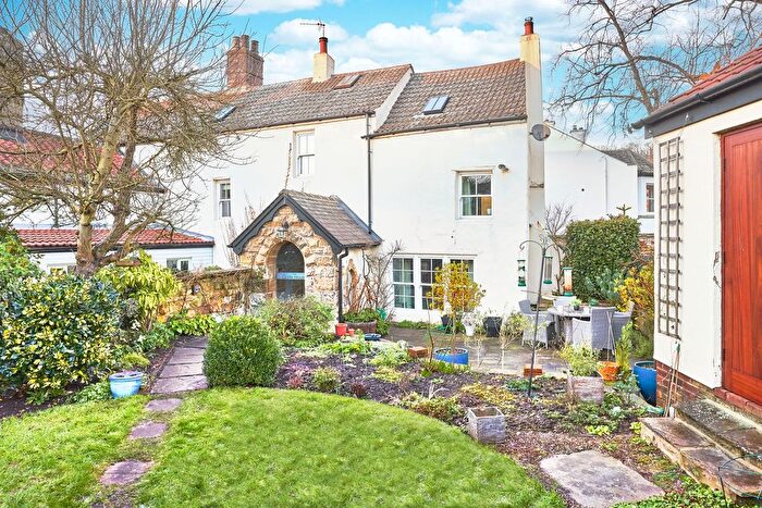 4 Bedroom Property For Sale In Great North Road, Wentbridge, WF8