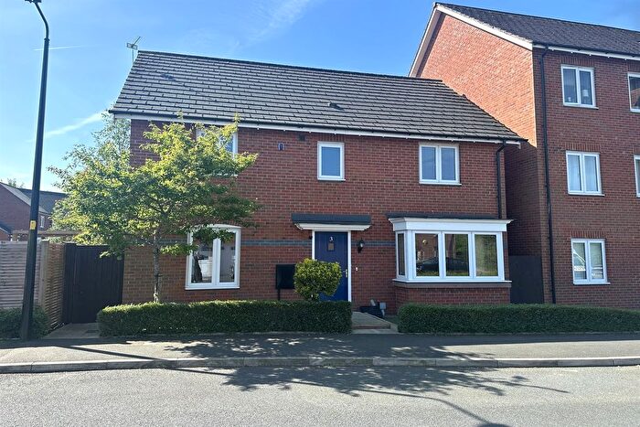 4 Bedroom Detached House For Sale In Applemint Close, Broadheath, Altrincham, WA14