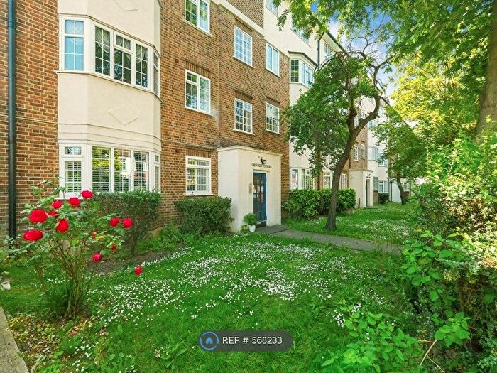 2 Bedroom Flat To Rent In Orford Court, London, SE27