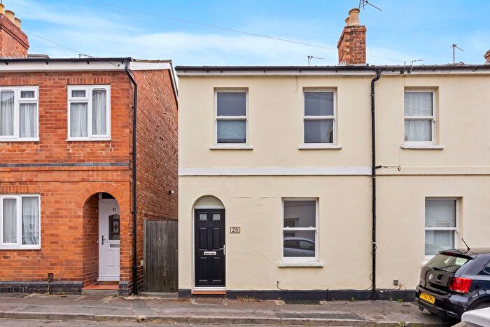 2 Bedroom End Terrace House For Sale In Rosehill Street, Cheltenham, GL52