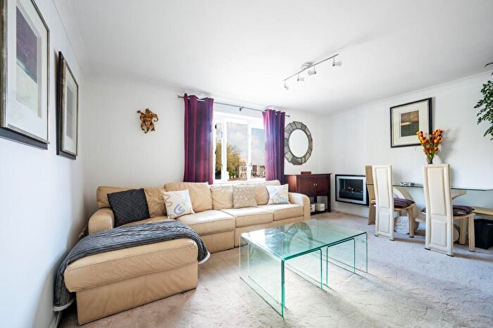 2 Bedroom Flat To Rent In Sopwith Way, Kingston, Kingston Upon Thames, KT2