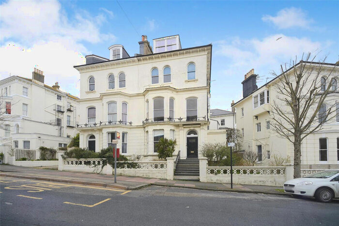 1 Bedroom Apartment To Rent In Buckingham Road, Brighton, BN1