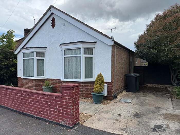 2 Bedroom Detached Bungalow To Rent In Westbrook Park Road, Woodston, Peterborough, PE2