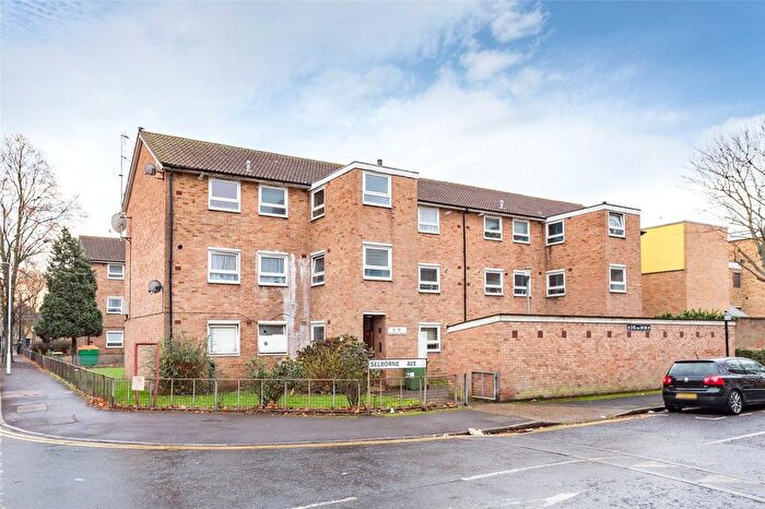 1 Bedroom Flat To Rent In Selborne Avenue, London, E12