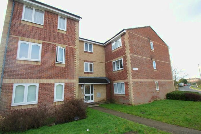 1 Bedroom Flat To Rent In Skye House, Scammell Way, Watford, WD18