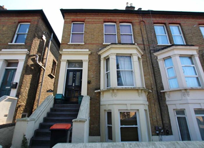1 Bedroom Flat To Rent In Mattock Lane, Ealing, W13
