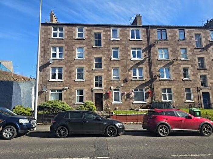 2 Bedroom Flat To Rent In Dens Road, Dundee, DD3