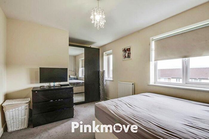 3 Bedroom End Of Terrace House For Sale In Aberthaw Road, Newport - Ref#, NP19