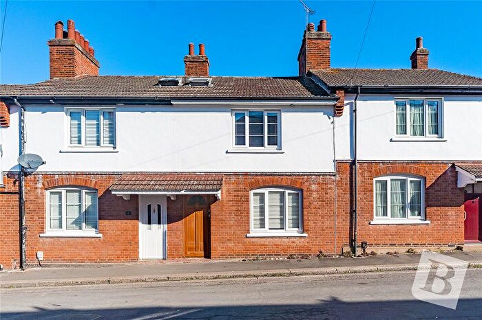 3 Bedroom Terraced House For Sale In Bansons Way, Ongar, Essex, CM5